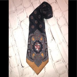 Gorgeous Yves Saint Laurent tie